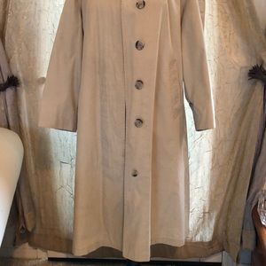 Rain coat